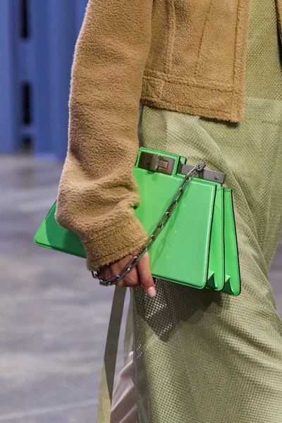 Look 46